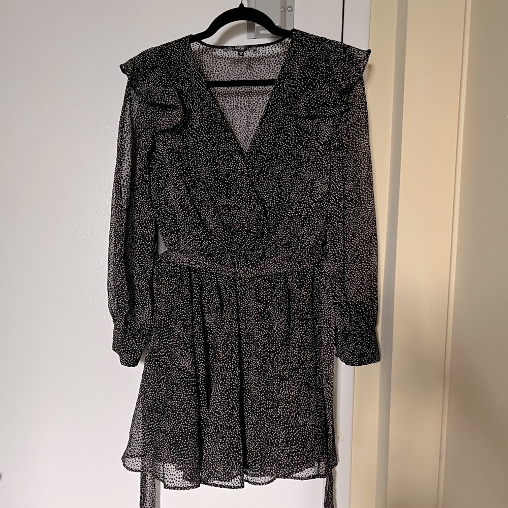 Dynamite wrap dress in size small
